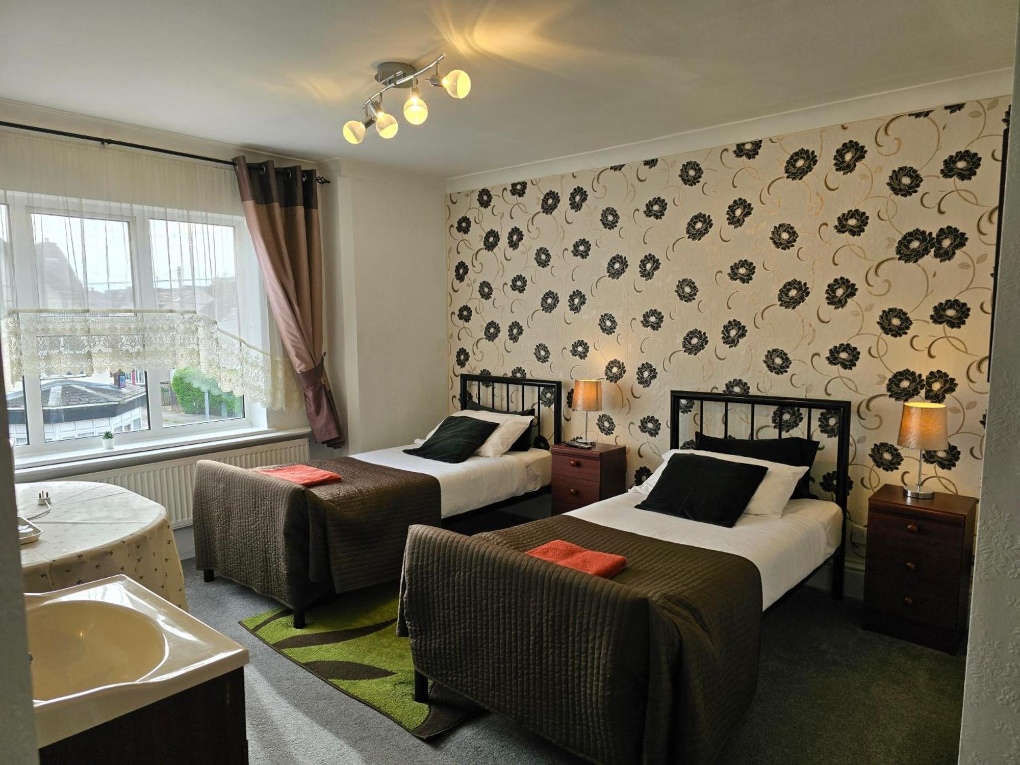 The Fairhaven Hotel Beeston  Exterior photo